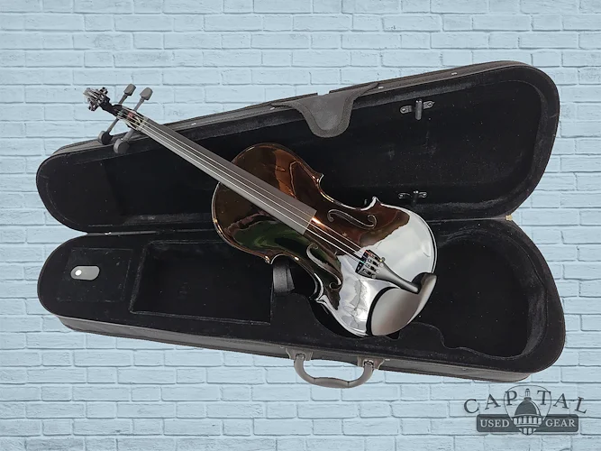 4/4 Solid Maple Violin w/ standard-shaped soft-case (Used)
