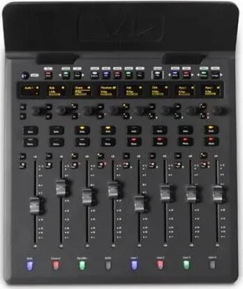 Avid9900-74096-01Avid S1 Control Surface
