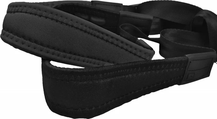 Fully-adjustable Flex saxophone strap with soft shoulder padding and reinforced neck pads, black Image