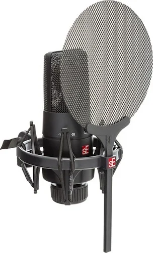 X1 S Mic Studio Bundle w      Shockmount and Cable          