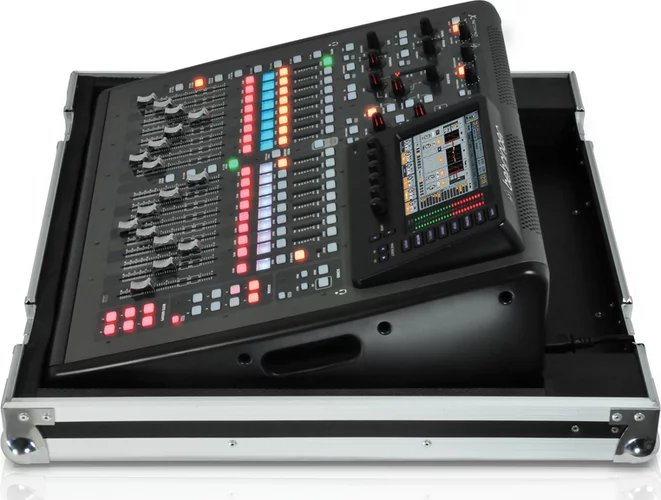 Behringer X32 Compact-TP 40-input, 25-total-bus Digital Mixer w/16 Mic Preamps, 17 Faders, Virtual FX Rack, and Road Case