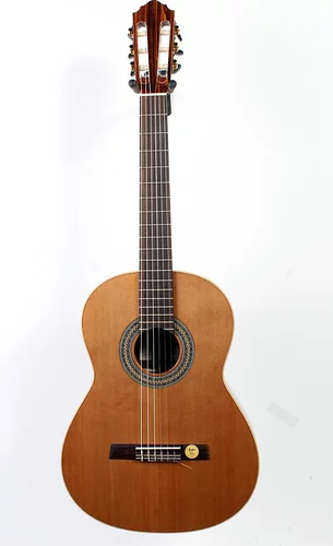 Hofner Classical Guitar - Solid Cedar Top